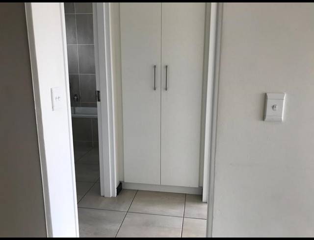 1 BEDROOM PROPERTY TO RENT IN BARBEQUE DOWNS